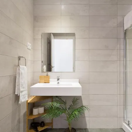 Urban Chill Apartments By Olala Homes L'Hospitalet de Llobregat Exterior photo