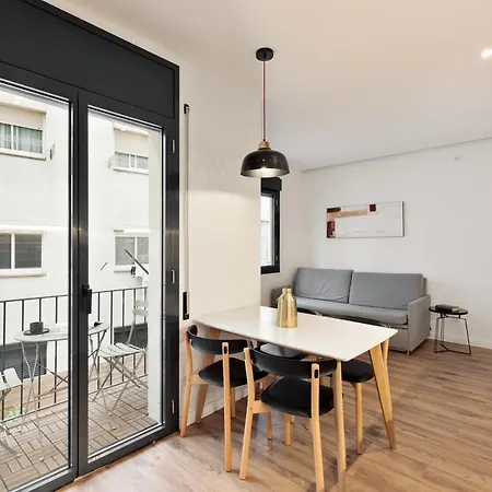 Urban Chill Apartments By Olala Homes L'Hospitalet de Llobregat Exterior photo